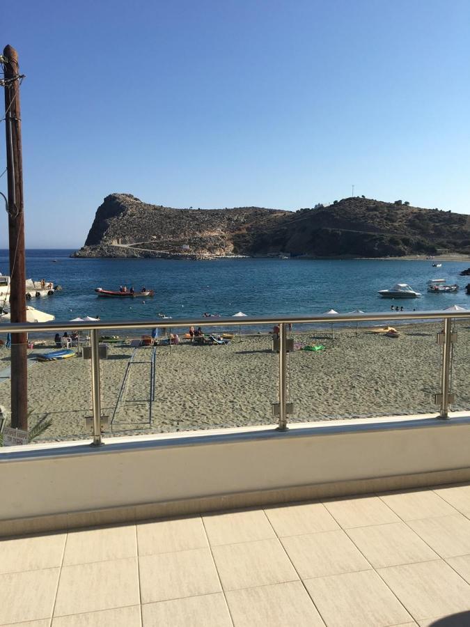 Front South Crete Διαμέρισμα