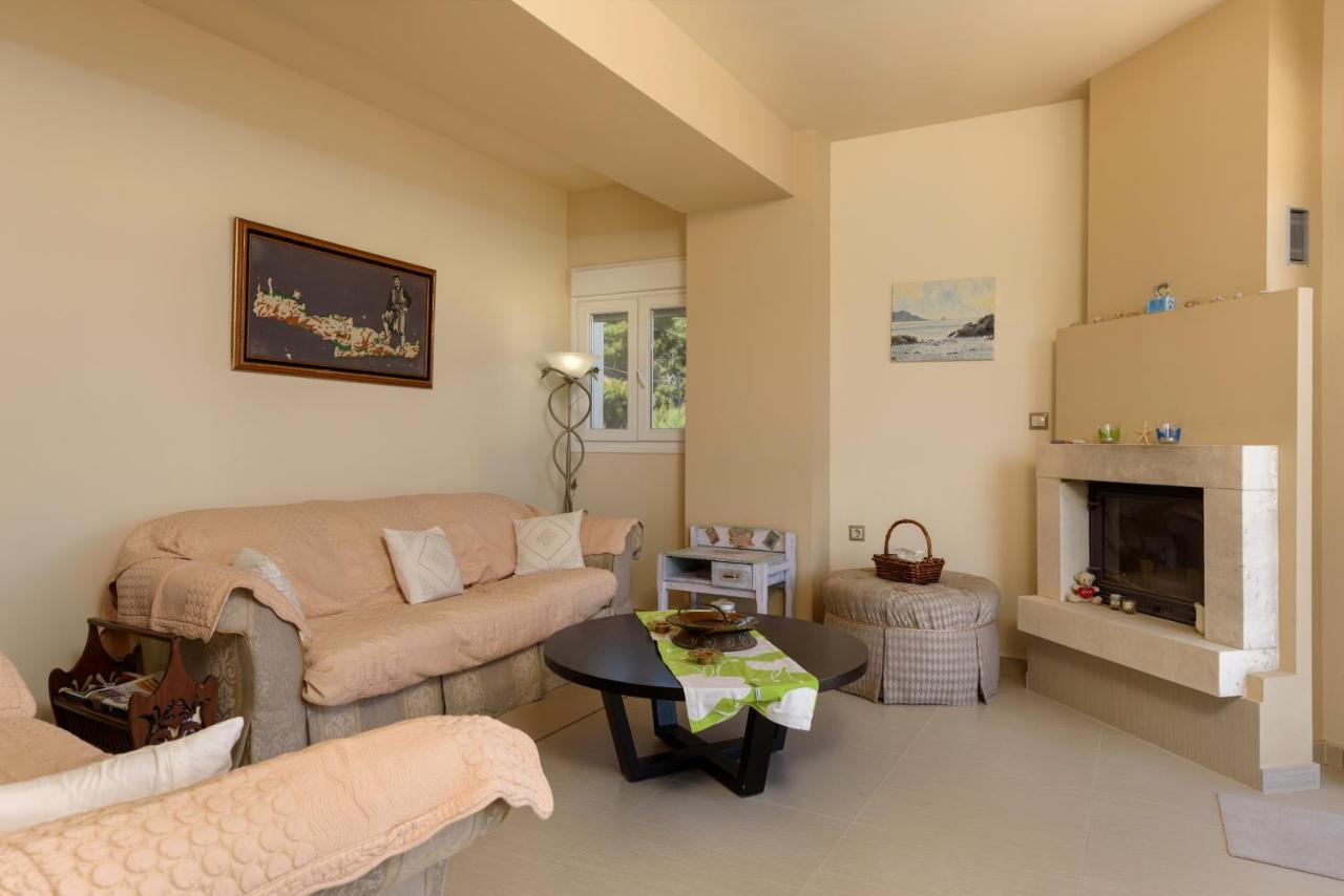 Front South Crete Apartment